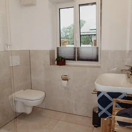 Ferienwohnung/arbeiterwohnung Kampenwand Apartament